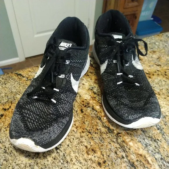Nike Mens Flyknit Lunar III 698181-010 Black Oreo Running Shoes Sneakers Size 14