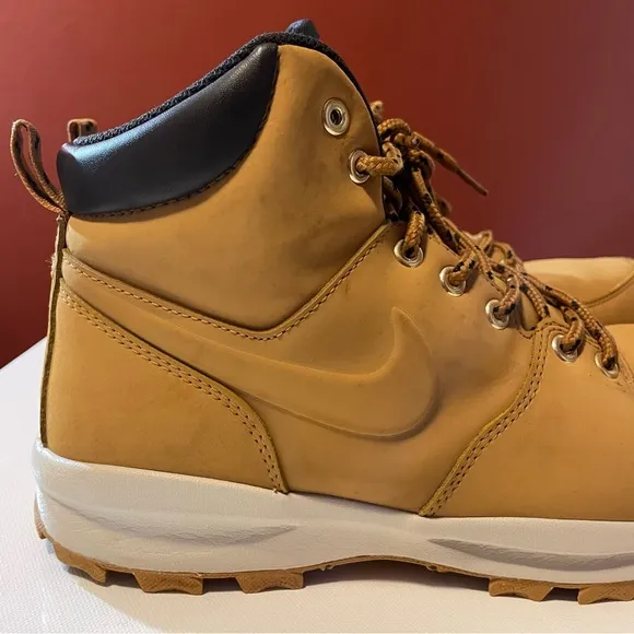 Nike Men’s Manoa‎ Lace Up Leather Swoosh Tan Sneaker Shoes