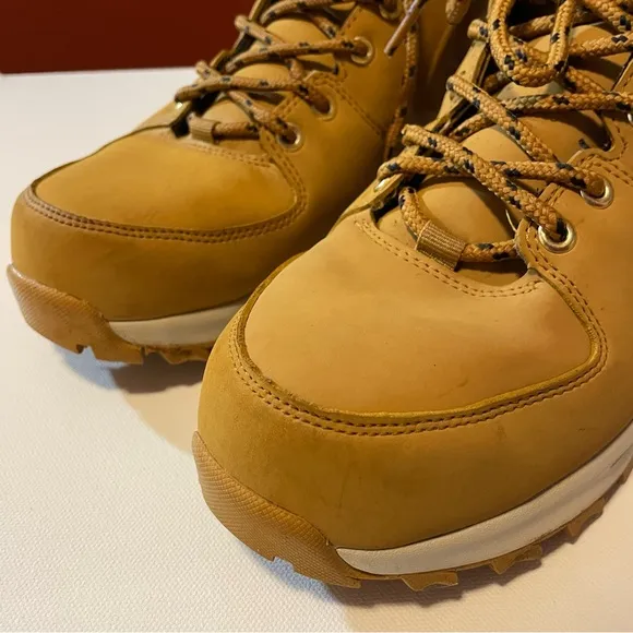 Nike Men’s Manoa‎ Lace Up Leather Swoosh Tan Sneaker Shoes