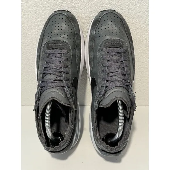 Nike Mens Waffle One Running Shoes Size 9.5 Gray Sneakers DA7995-100