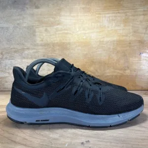 Nike Quest REFLECTIVE Womens Size 9 Running Shoes Sneakers Black Gray AA7403-002