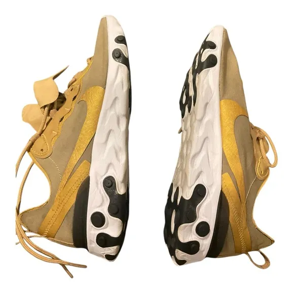 Nike React Element 55 Men's Running Shoes Metallic  Gold Size 8