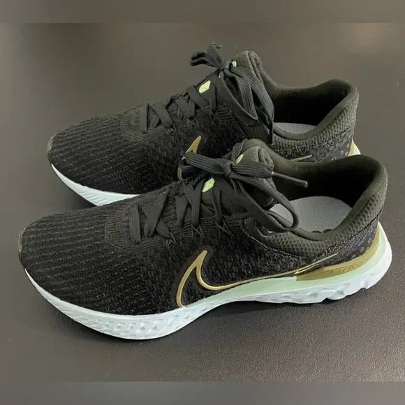 Nike React Infinity Run Flyknit 3 Sneakers Running Athletic Shoes Like New