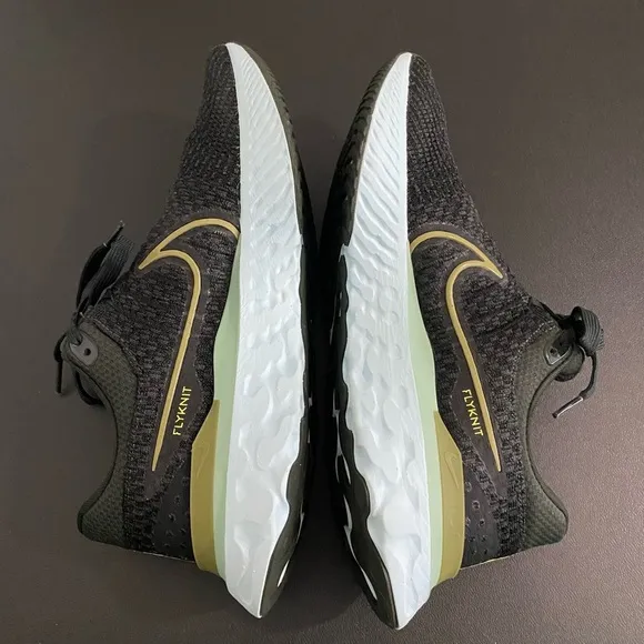 Nike React Infinity Run Flyknit 3 Sneakers Running Athletic Shoes Like New