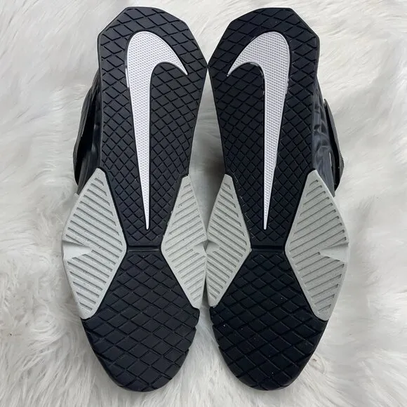 Nike Savaleos Black Mens Athletic Shoes CV5708-010 VNDS Sz 13