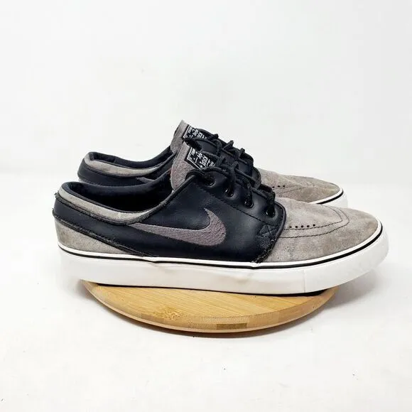 Nike SB Stefan Janoski Shoes Mens 9.5 Black Grey Suede Lace Up Low Sneakers