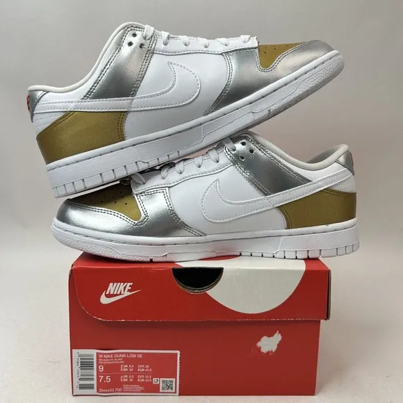 Nike Shoes Dunk Low SE WMNS “Heirloom/White Gold Silver' 2024