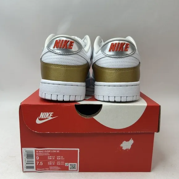 Nike Shoes Dunk Low SE WMNS “Heirloom/White Gold Silver' 2024