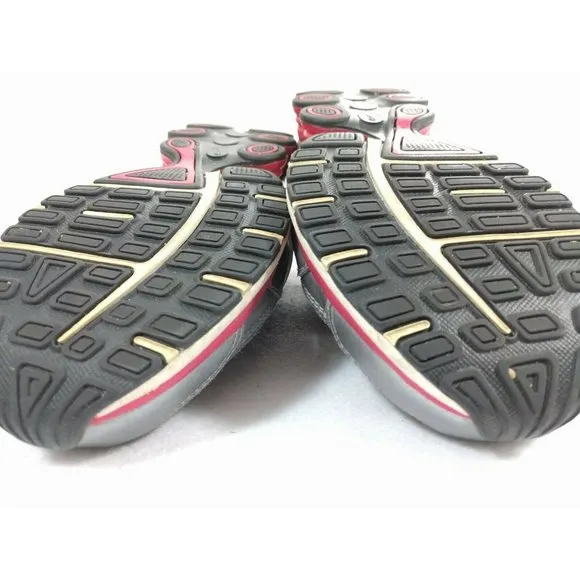 Nike Shox Running Shoes Grey/Pink Size 6Y