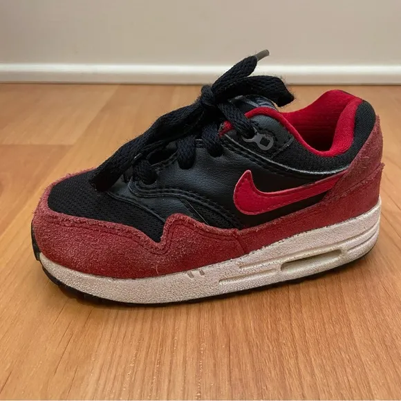 Nike Toddlers Air Max Red &amp; Black Sneakers Size 7C