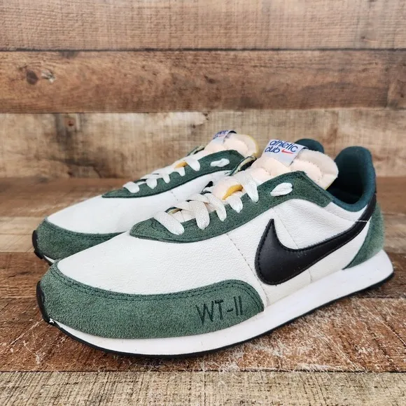 Nike Waffle Trainer 2 Athletic Club Men's Size 8.5 White Green Running Sneakers