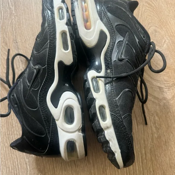 Nike women’s air max Black Sneakers