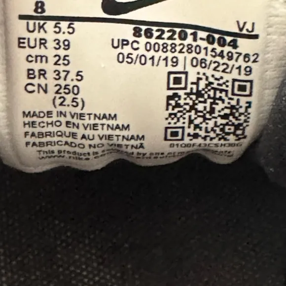 Nike women’s air max Black Sneakers