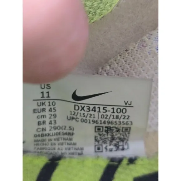 Nike ZoomX StreakFly Mint Foam Volt mens running shoes size 11