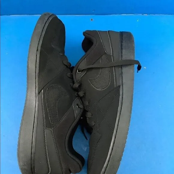 Nike Mens Priority Low 641894-090 Black