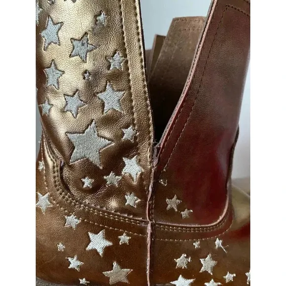 Nocona Boots Women’s 6 Vina Gold Star Ankle Booties