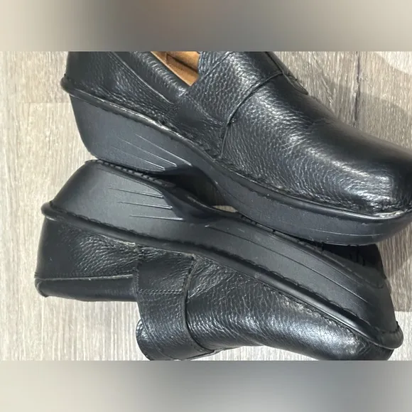 Nurse Mate Black Leather 9W Shoes Nonslip