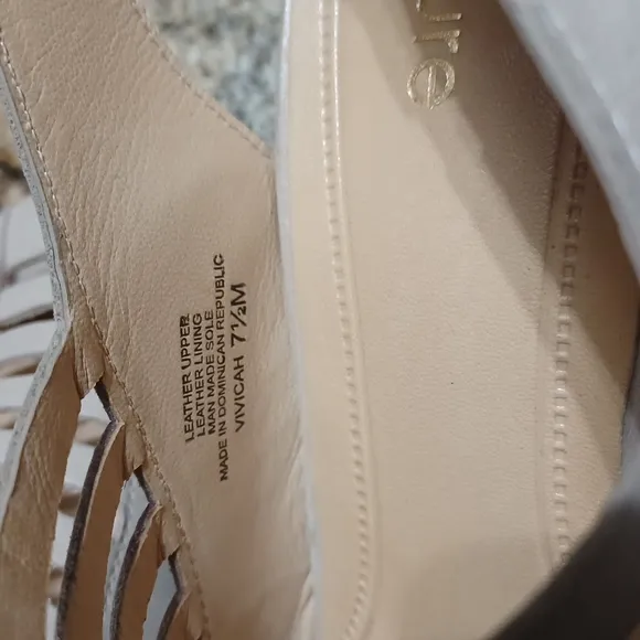 Nurture Vivicah Tan Leather Women's Comfort Heels Sandals US SZ 7.5