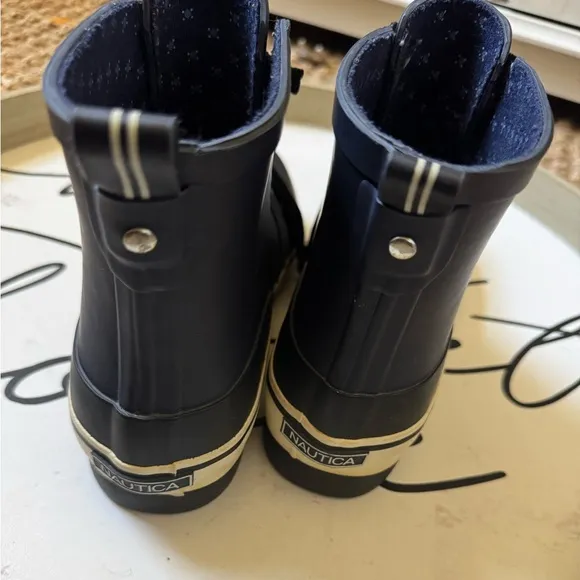 NÁUTICA RAIN/SNOW BOOTS 8.5