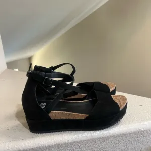 NWNT Eileen Fisher Women's Black Emmy Tumbled Nubuck Wedge‎ Comfort Sandals Sz 9