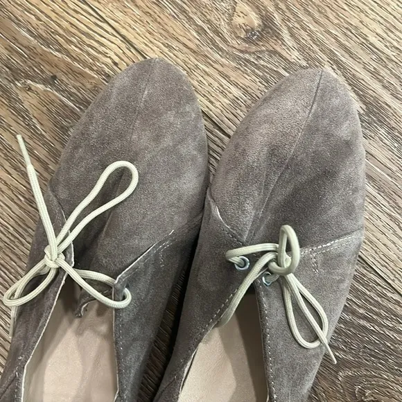 NWOB Anna Maratti Tan Suede Shoes Size 41/10US