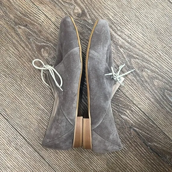 NWOB Anna Maratti Tan Suede Shoes Size 41/10US