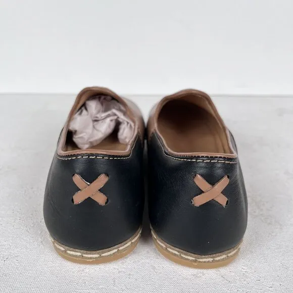 NWOB CHARIX Classic Camel Black Slip-on Istanbul Sz EU 38 US 8