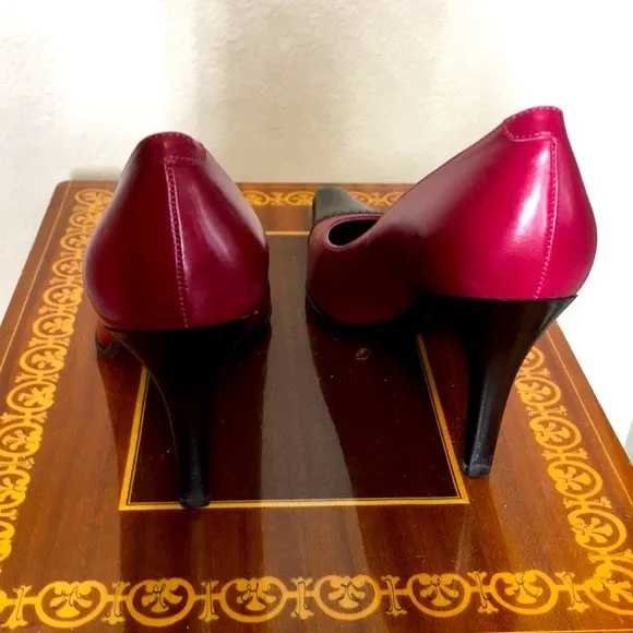 NWOB Dolce Perla 8 Plum pink and Black Heels Made in Italy