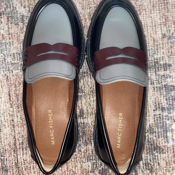 NWOB Marc Fisher Women's Cube Slip-On Casual Penny Loafers