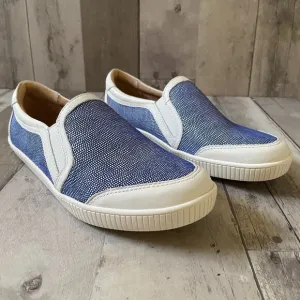 NWOT Earth Currant Leather Slip On Shoes Size 7.5