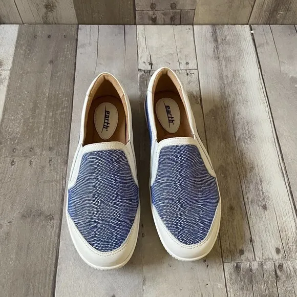 NWOT Earth Currant Leather Slip On Shoes Size 7.5
