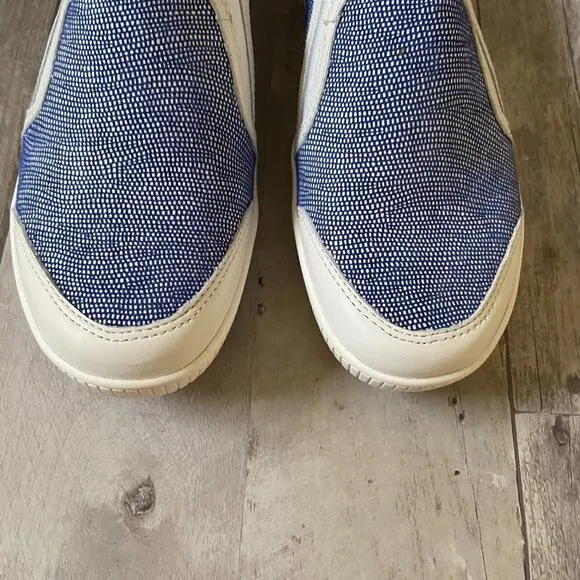NWOT Earth Currant Leather Slip On Shoes Size 7.5