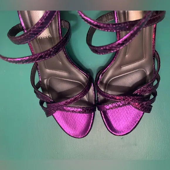 NWOT FRANCO SARTO “Rika” Metallic Purple Snake Print Dress Sandals / Sz 6.5
