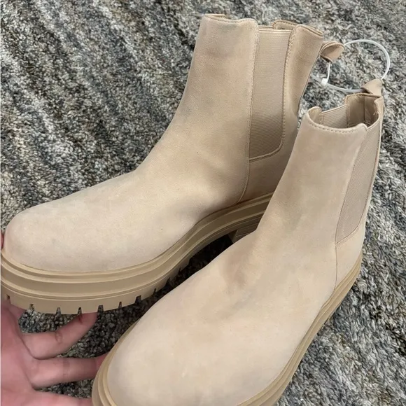 NWOT Gianni Bini Tan Combat Boots Sz 9.5 | Gianni Bini Ankle Combat Boots Sz 9.5