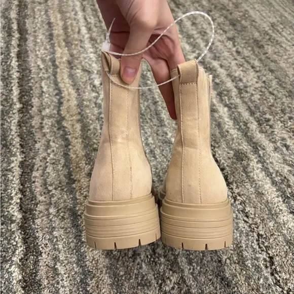 NWOT Gianni Bini Tan Combat Boots Sz 9.5 | Gianni Bini Ankle Combat Boots Sz 9.5