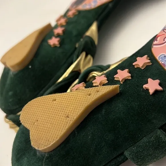 NWOT Irregular Choice Green Suede Gold Metallic Flat Shoes Size 39.5