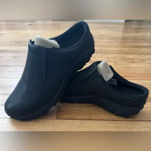 NWOT Men's Air Cushion Slip on Merrill Pros