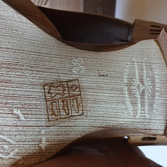 NWOT Veracruz Artisans Distressed Nubuck Open Toe Ankle Boots Size 38