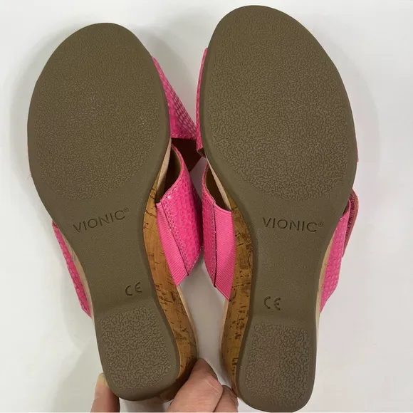 NWOT Vionic Leticia Pink Leather Wedge Comfort Sandals