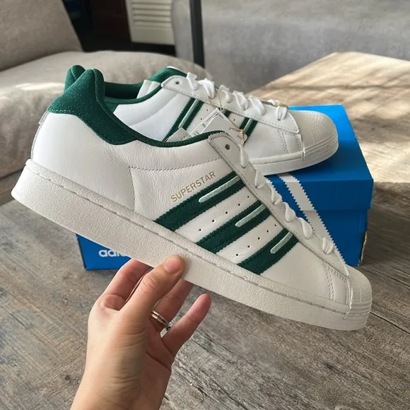 NWT Adidas Originals Men's Superstar Shoes - ID1374