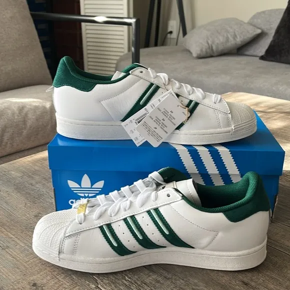 NWT Adidas Originals Men's Superstar Shoes - ID1374