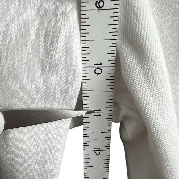 NWT AG EX BOYFRIEND SLIM WHITE JEANS