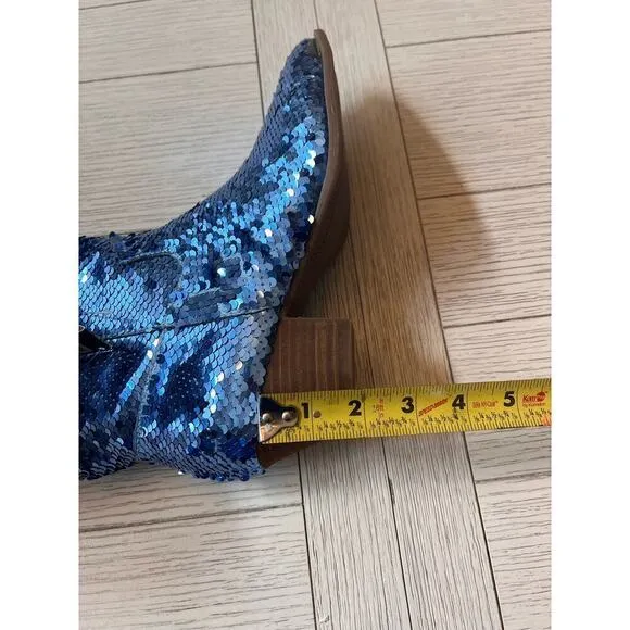 NWT Dingo Bling Thing Sequin Western ankle boots w/ zipper. 2” heel. Size 8.5‎