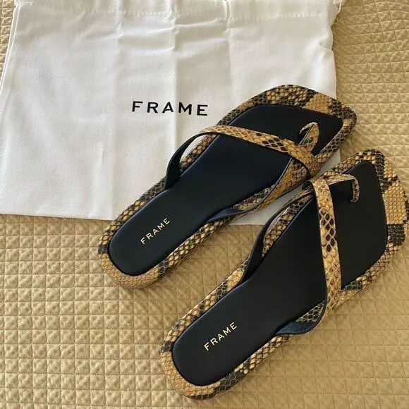 NWT FRAME Le Montauk Criss Cross Sandals, Size 39.5 Euro/9 US, Python Multi