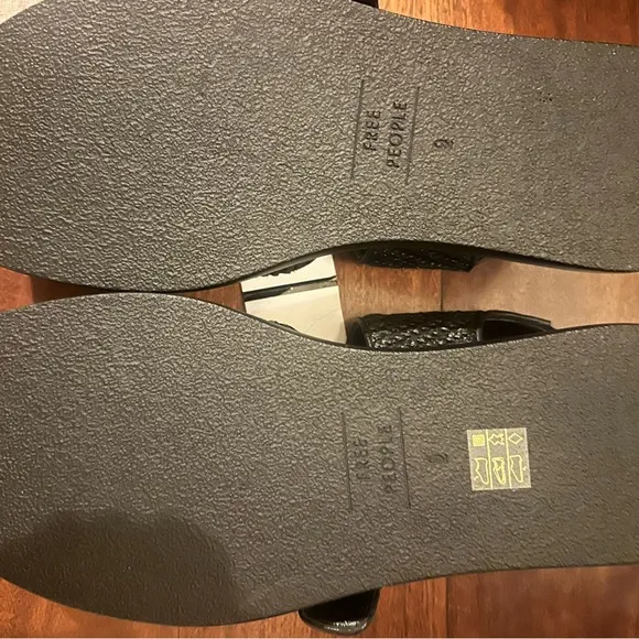 NWT Free People Women's Black Sandals