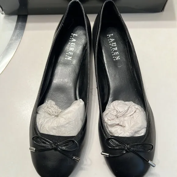 NWT Lauren Ralph Lauren Miriam Black Napa/Patent Leather Women's Flats Size 8B