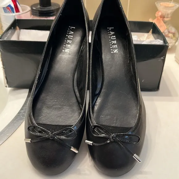 NWT Lauren Ralph Lauren Miriam Black Napa/Patent Leather Women's Flats Size 8B
