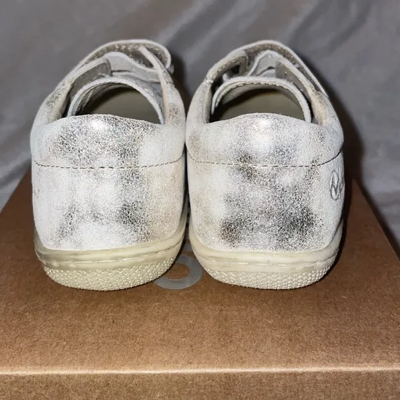 NWT NATURINO COCOON LOW VL Leather first-steps shoes in Platinum