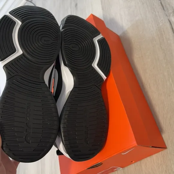 NWT- Nike-Zoom Bella 6- black and white-Women’s size 10.5