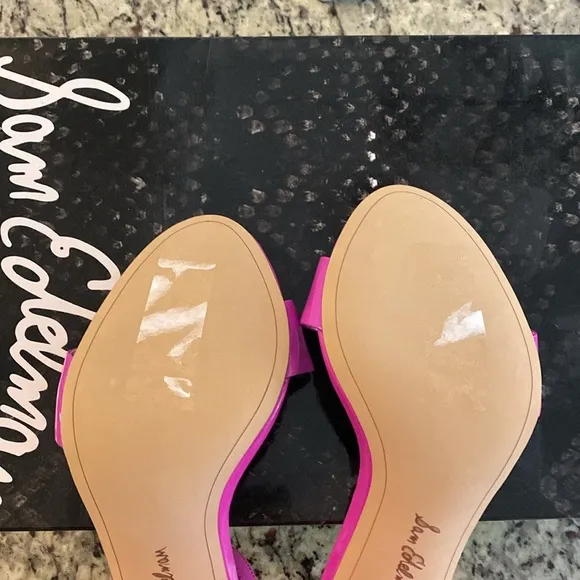 NWT Sam Edelman Yaro Patent Fuchsia Ankle Strap Block Heels 10